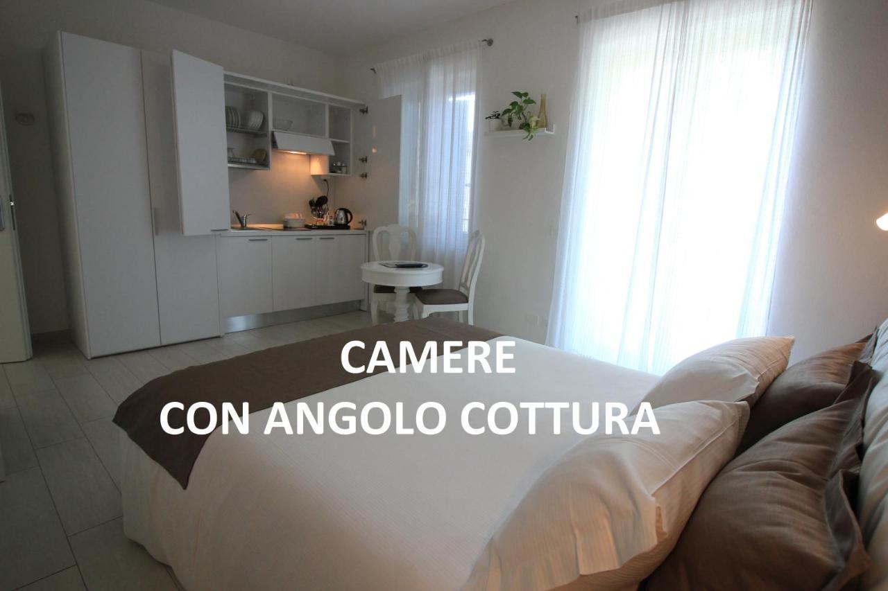 Rooms Il Punto Peschiera del Garda Kültér fotó