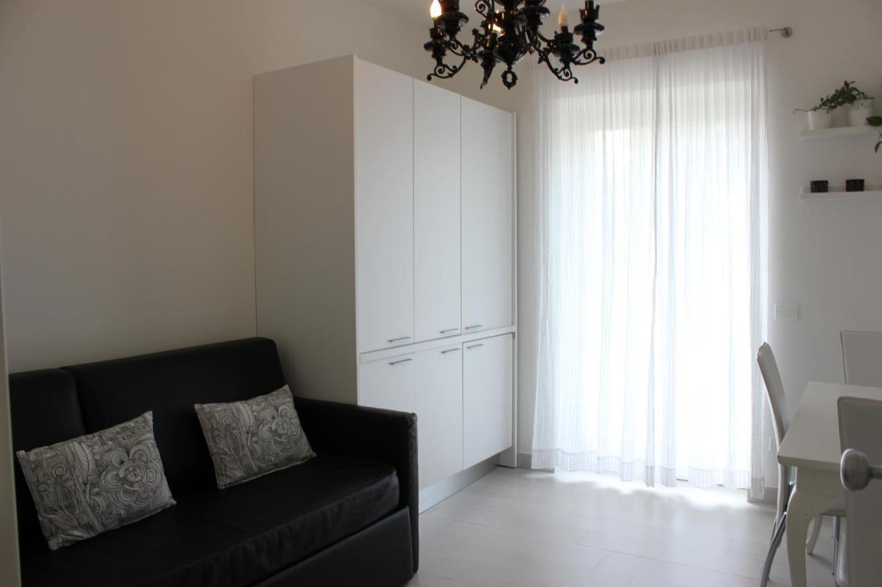 Rooms Il Punto Peschiera del Garda Kültér fotó