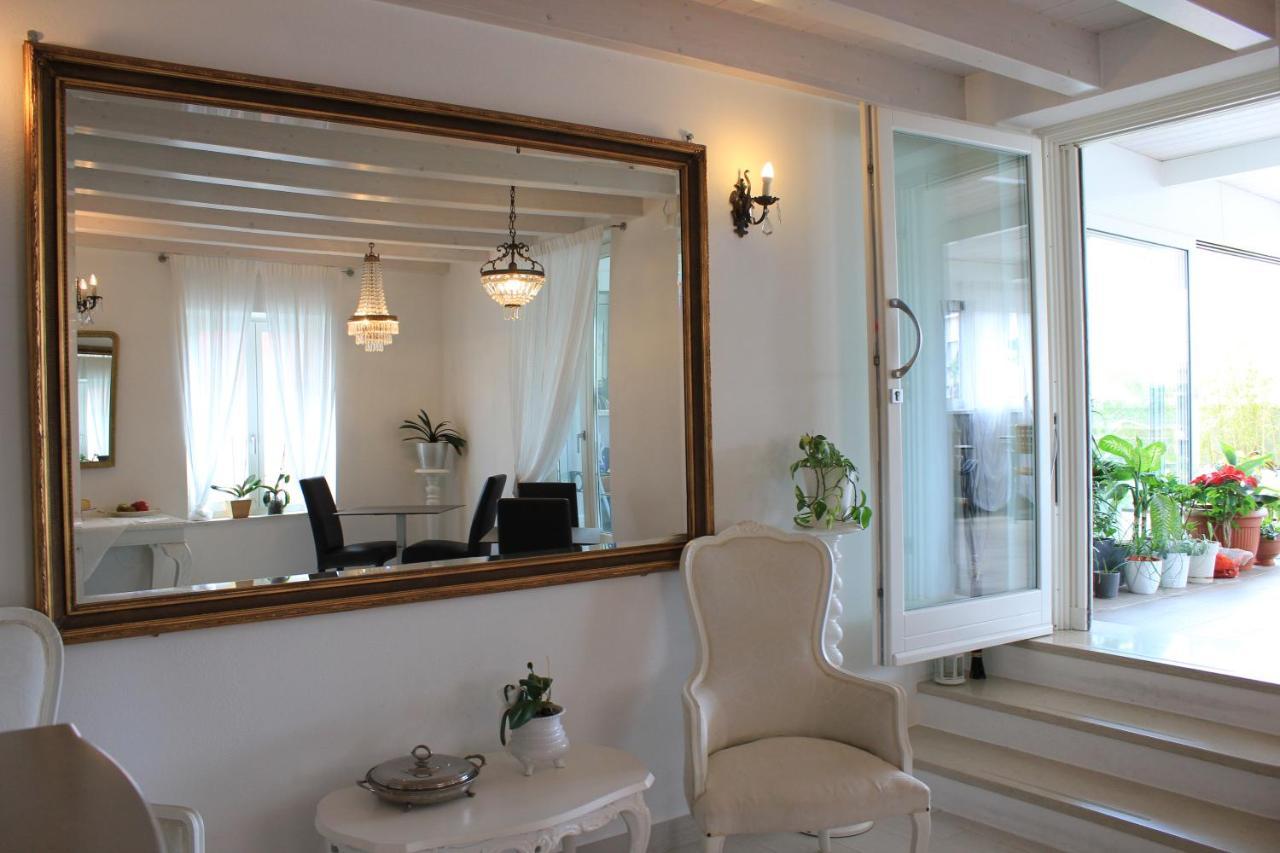 Rooms Il Punto Peschiera del Garda Kültér fotó
